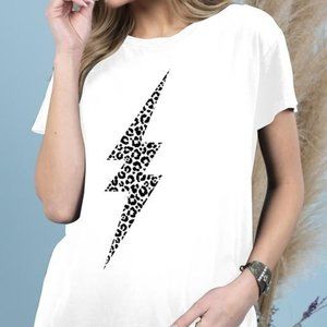 lighting bolt tee